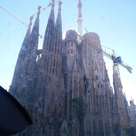 Apartamento Sagrada Familia バルセロナ エクステリア 写真